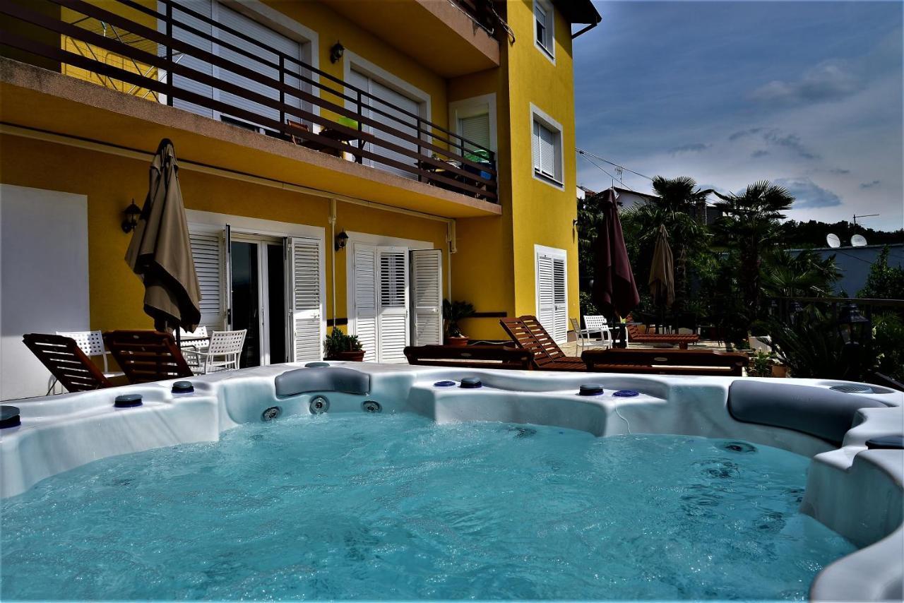 Apartments And Rooms Vila Irma Opatija Exterior foto