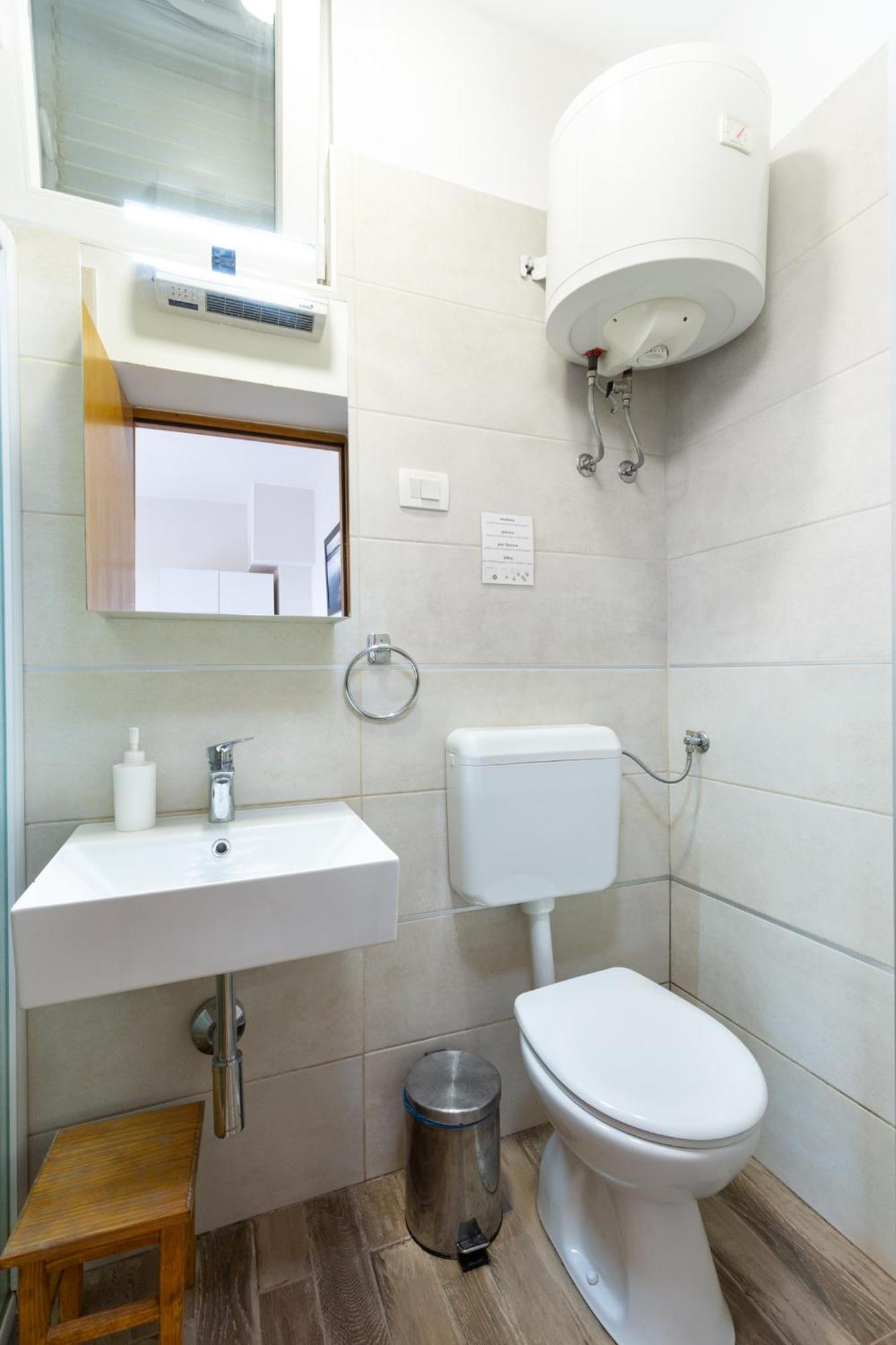 Apartments And Rooms Vila Irma Opatija Habitación foto