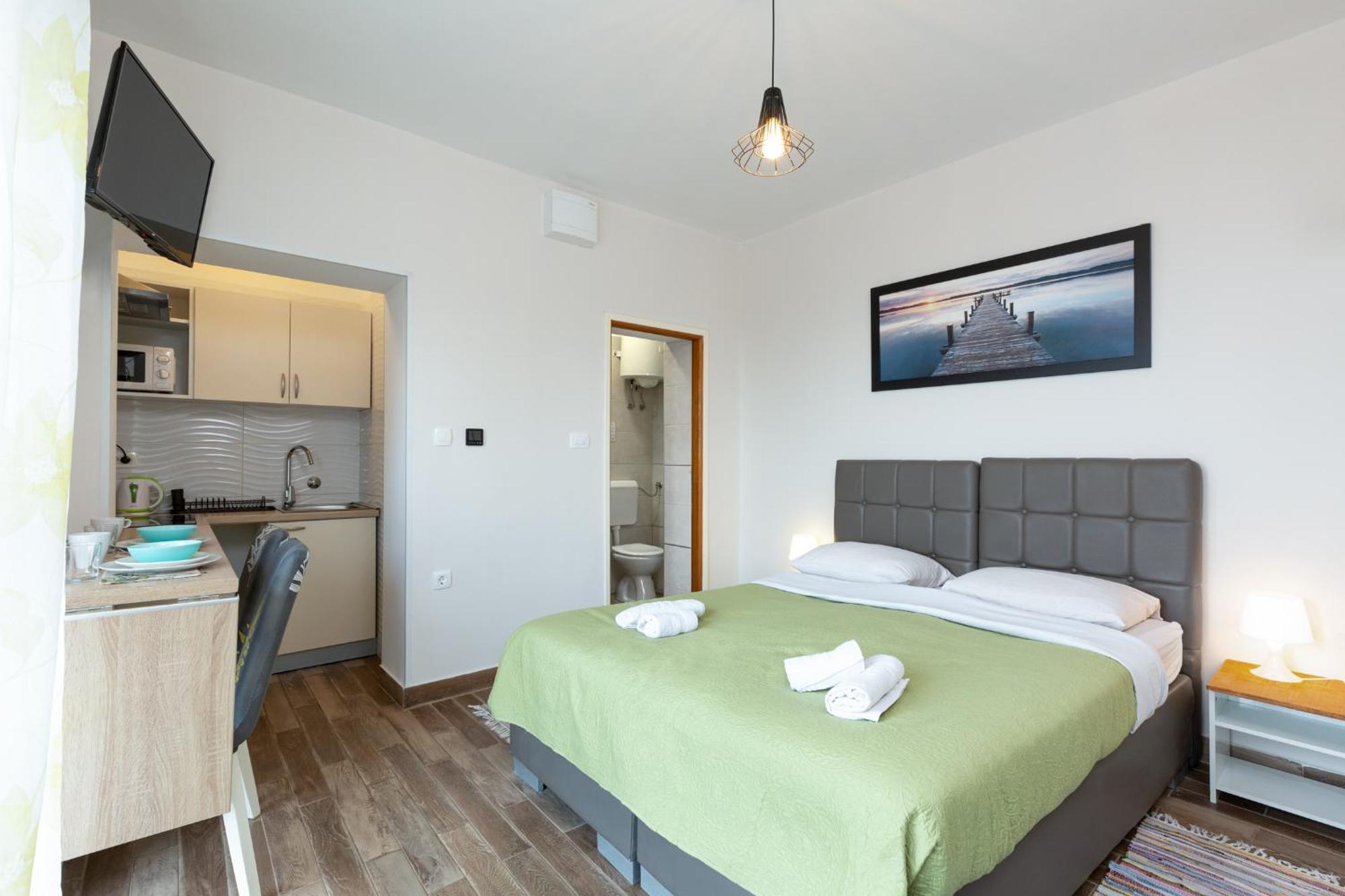 Apartments And Rooms Vila Irma Opatija Habitación foto