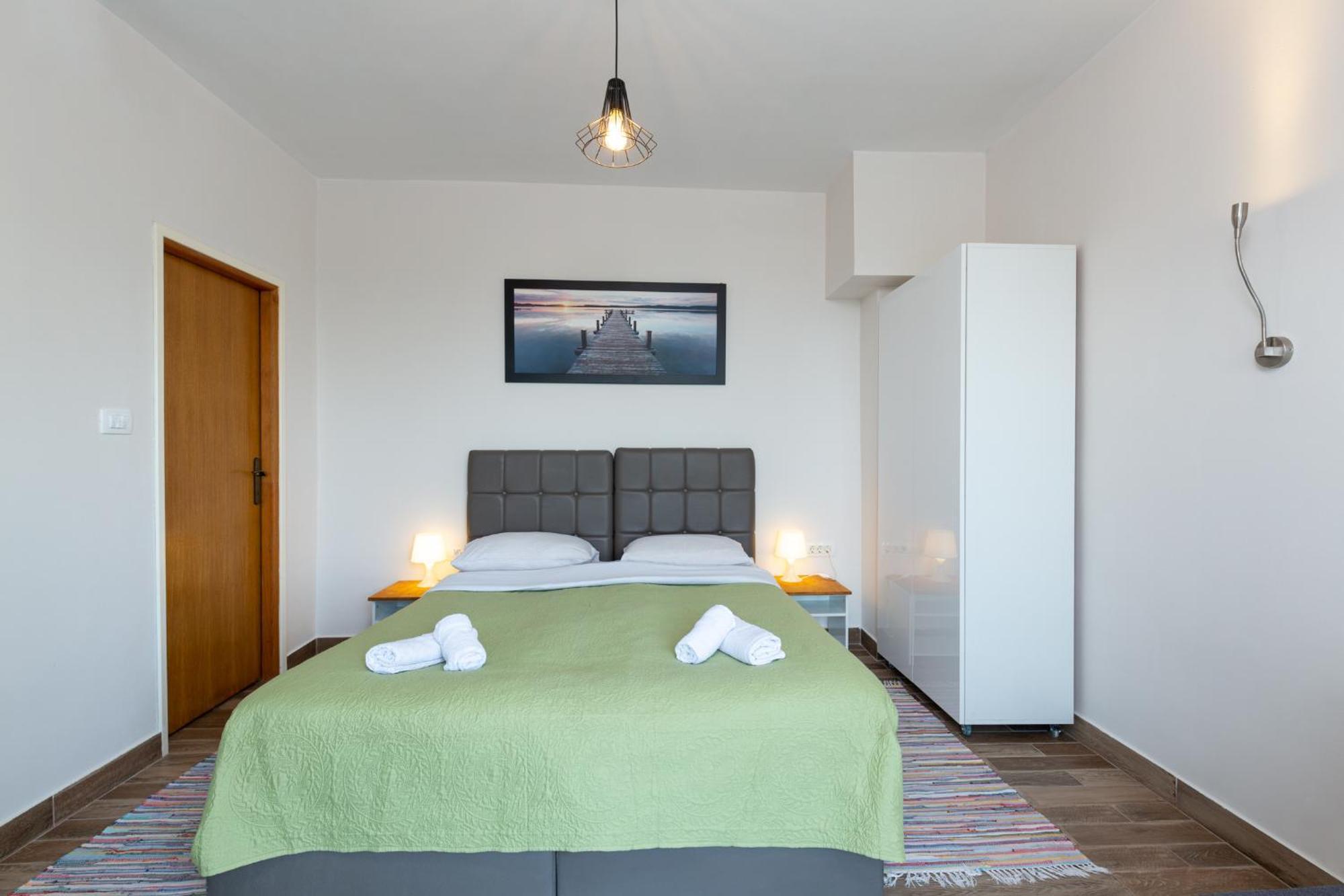 Apartments And Rooms Vila Irma Opatija Habitación foto