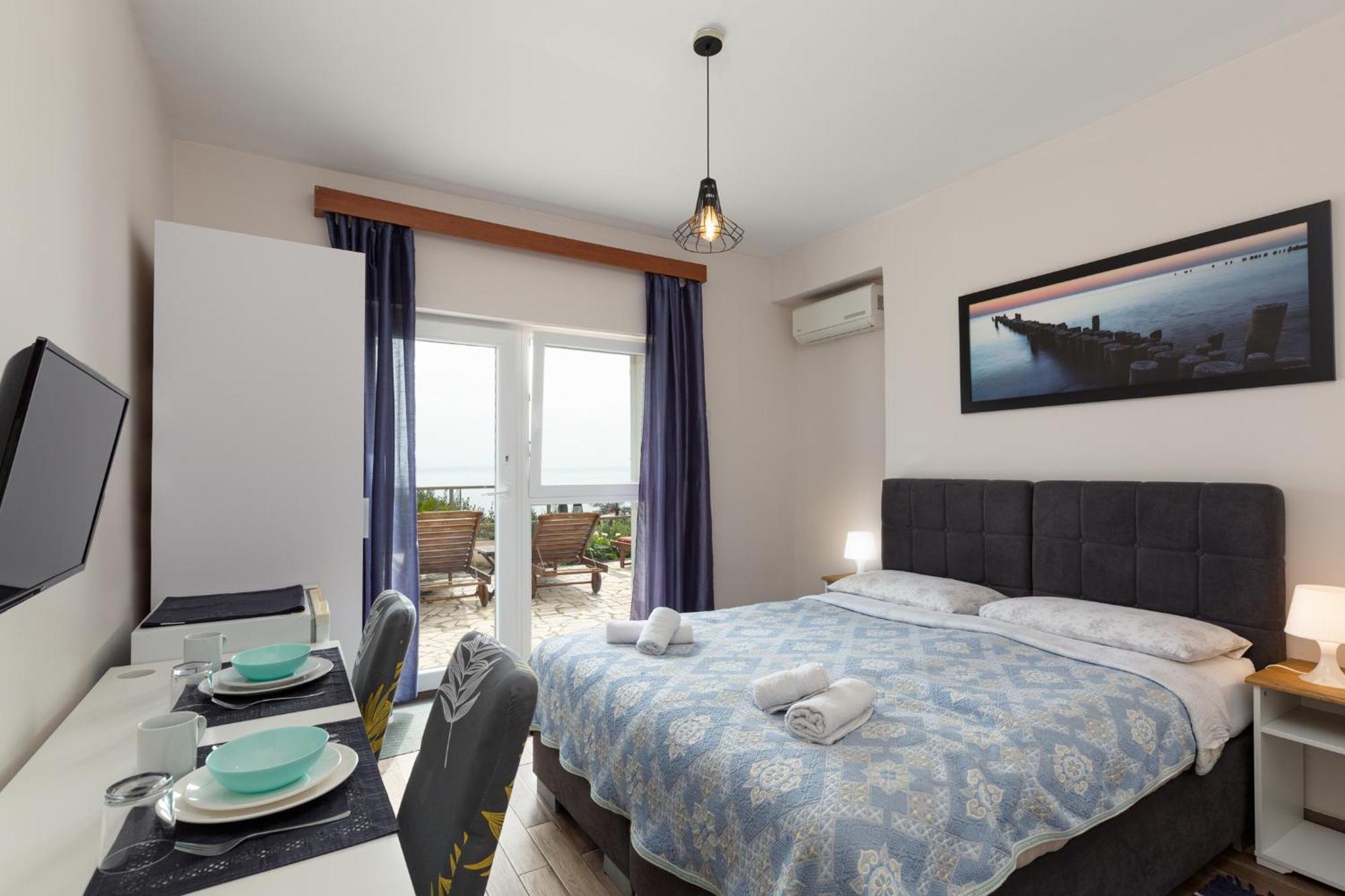 Apartments And Rooms Vila Irma Opatija Habitación foto